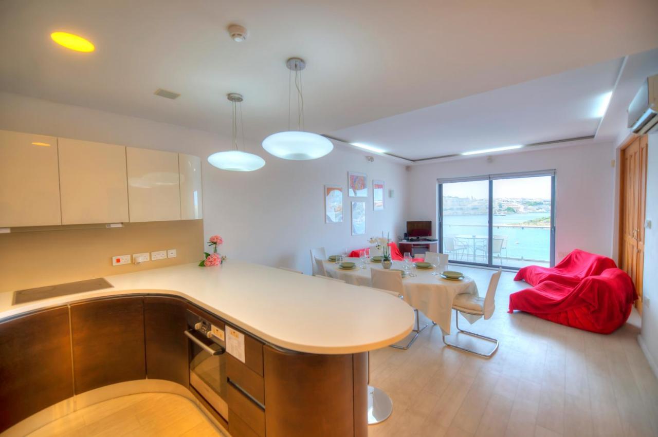Bright And Spacious 3 Bedroom Apartment With Breathtaking Views - Goslm-5 Слима Экстерьер фото