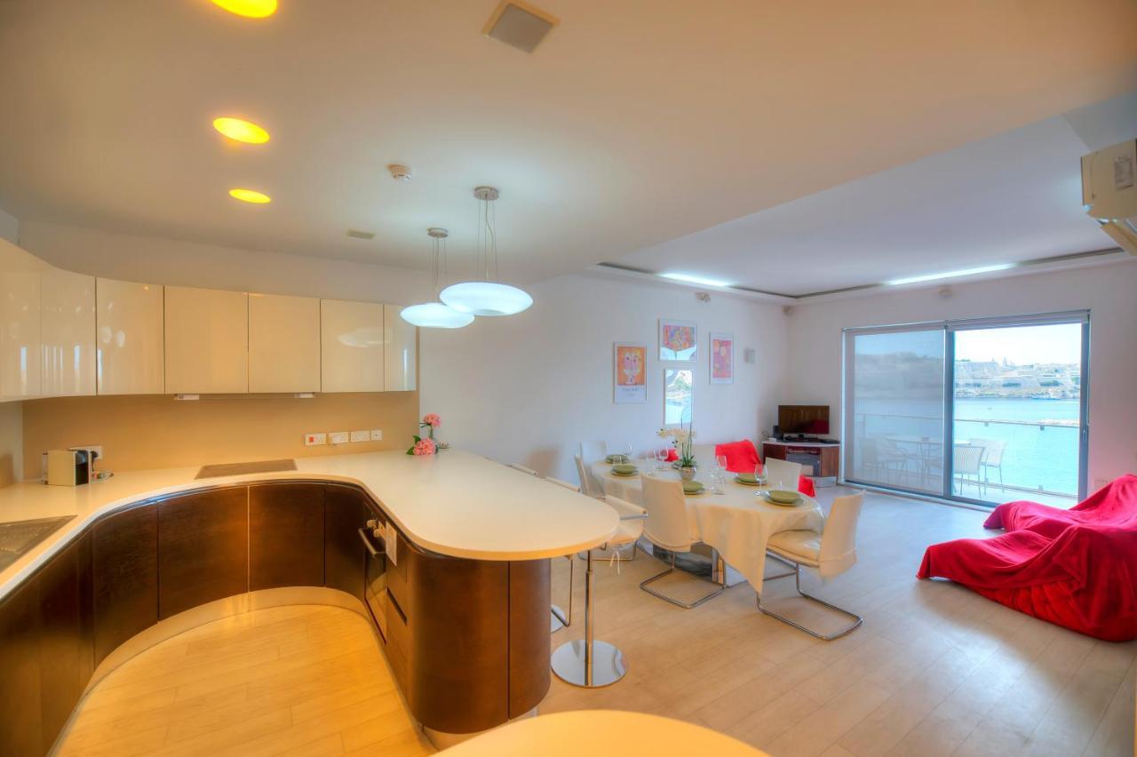Bright And Spacious 3 Bedroom Apartment With Breathtaking Views - Goslm-5 Слима Экстерьер фото
